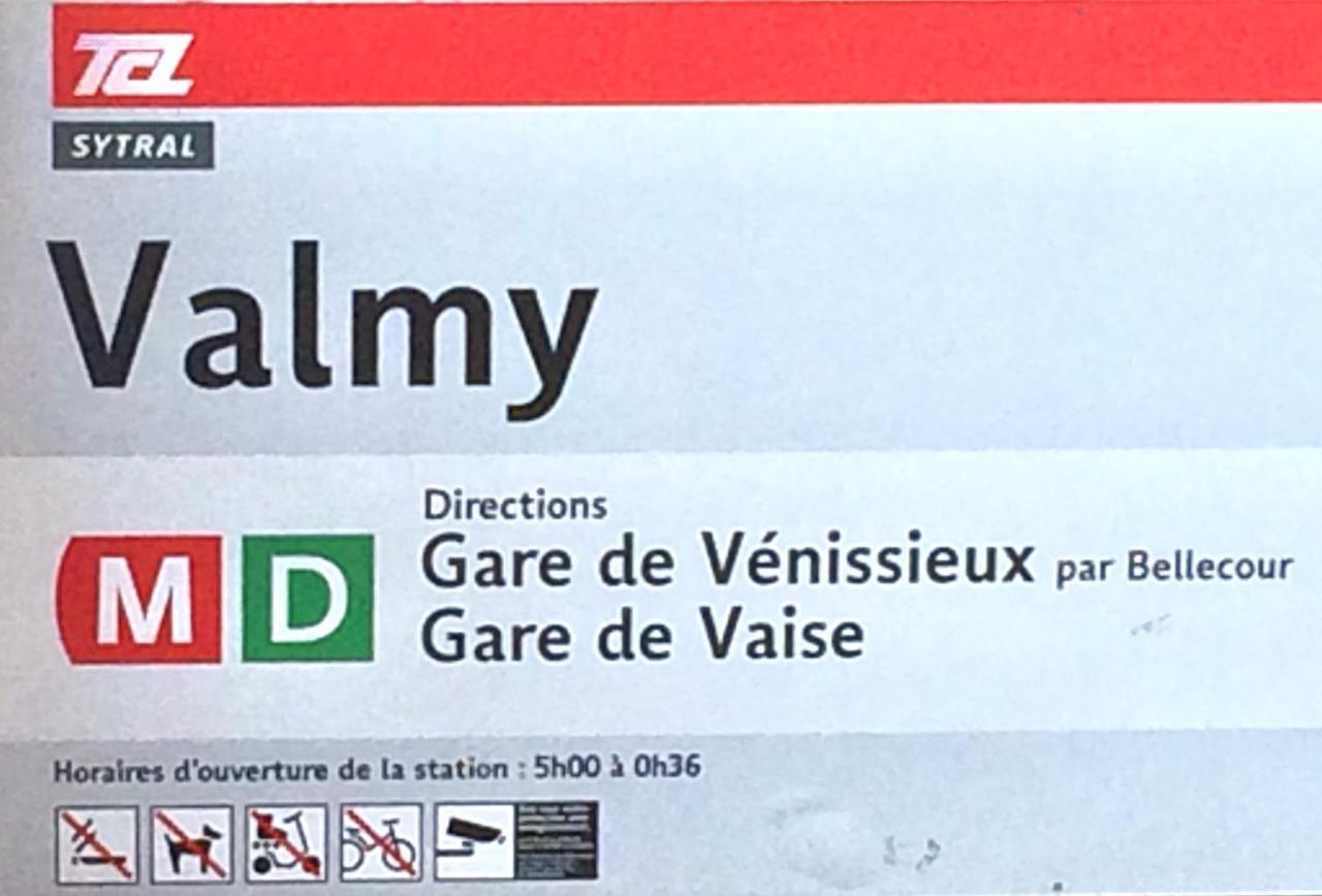 Apartamento Le 9ème- Métro Valmy-HomaLyon Exterior foto