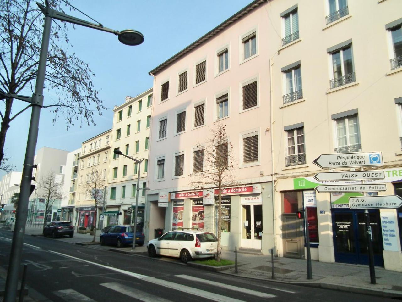 Apartamento Le 9ème- Métro Valmy-HomaLyon Exterior foto